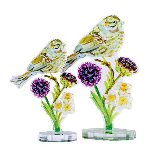 Chipping Sparrow with Daffodils | 0.25in. Acrylic Floral